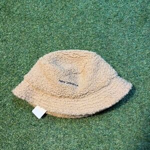 New Balance Sherpa Bucket Hat
